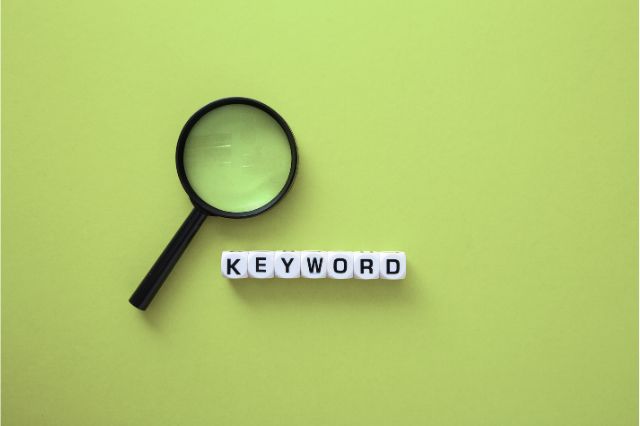 google erste seite kommen keywords